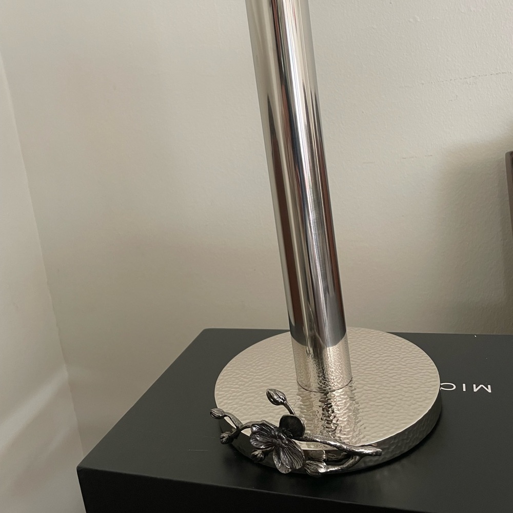 Michael Aram Black Orchid paper towel holder